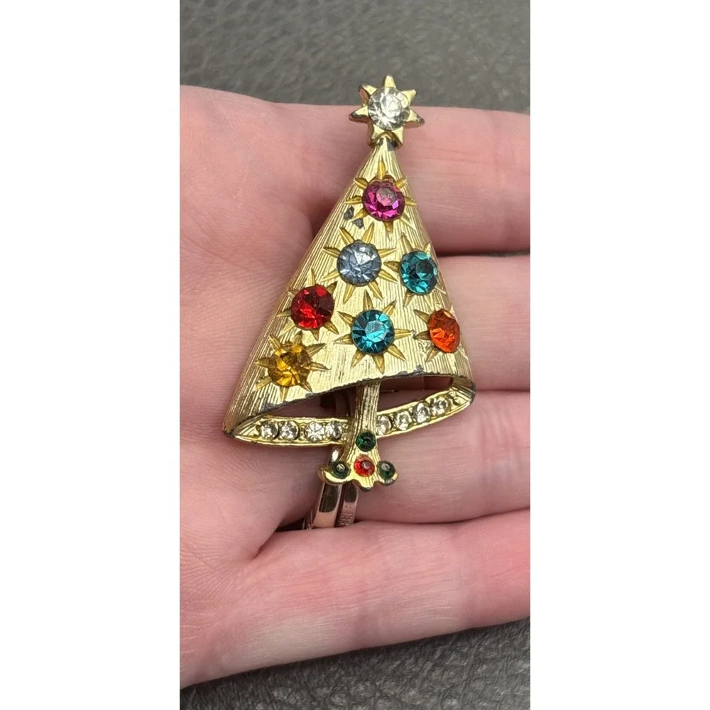 Vintage Christmas Tree Brooch MCM Modernist Multicolor Rhinestone Gold Tone